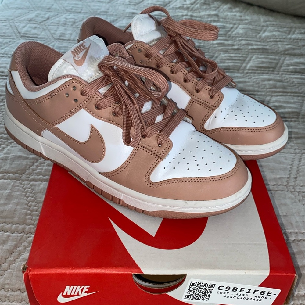 Nike Dunks White/Rose/Whisper 7.5